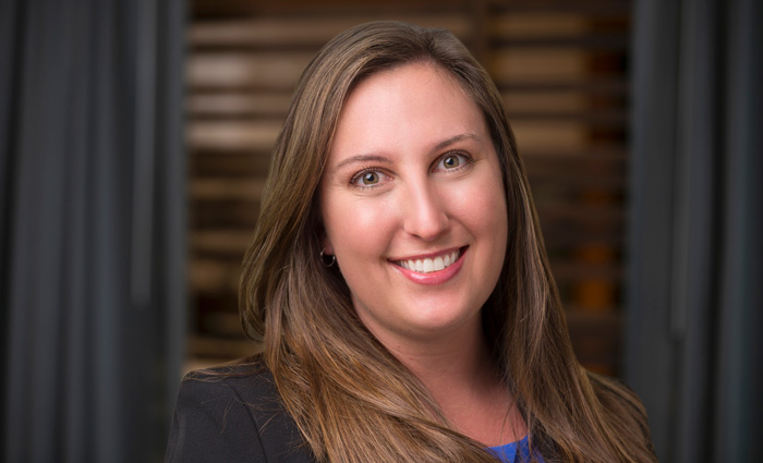 Tara Jones Headshot